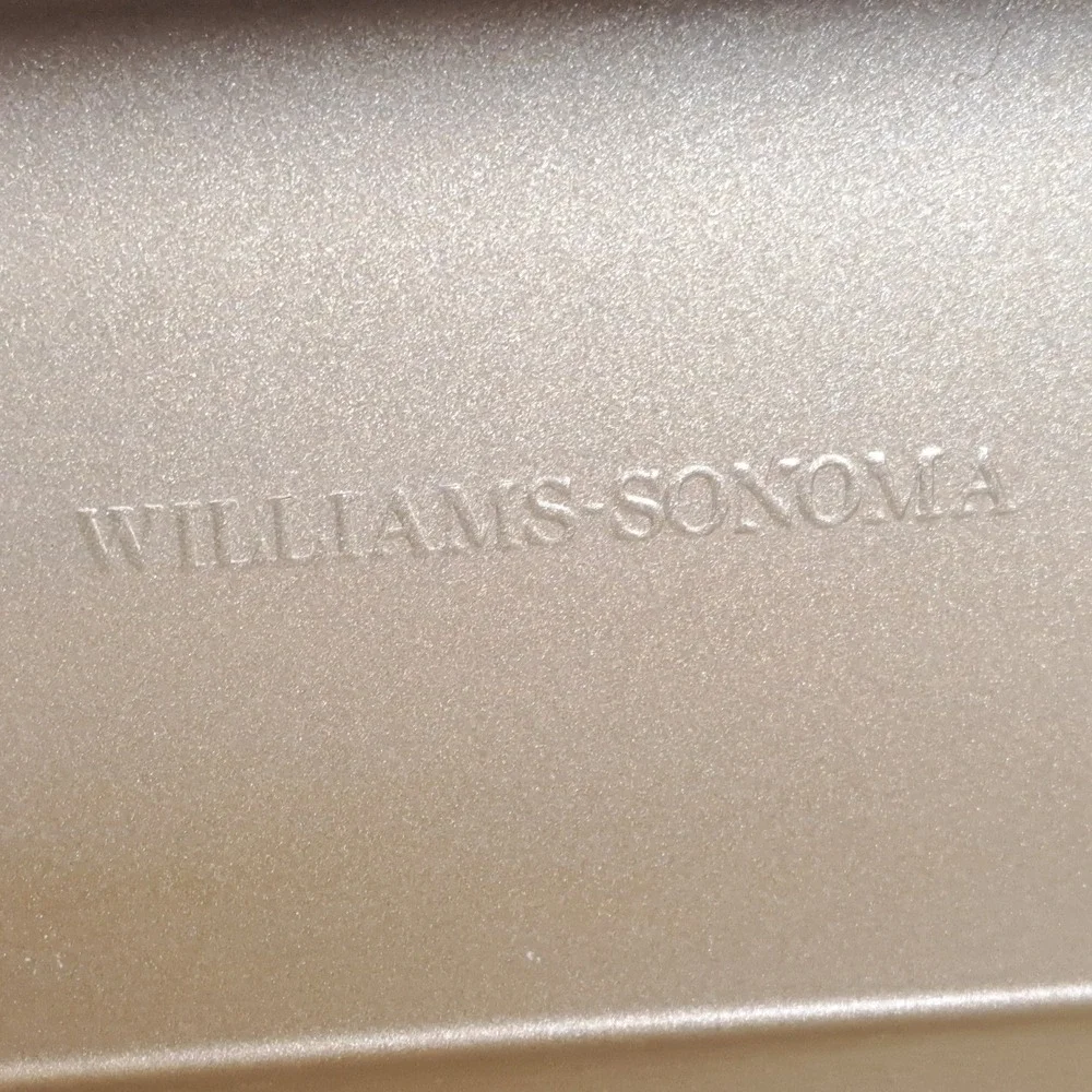 Williams Sonoma Goldtouch Nonstick Meatloaf Pan with Removable Insert Gold 9x5x3